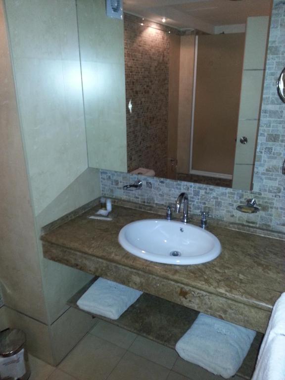 Basic Triple Room