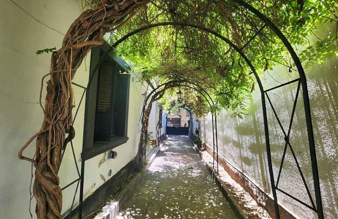 Rufino'S Guesthouse-1