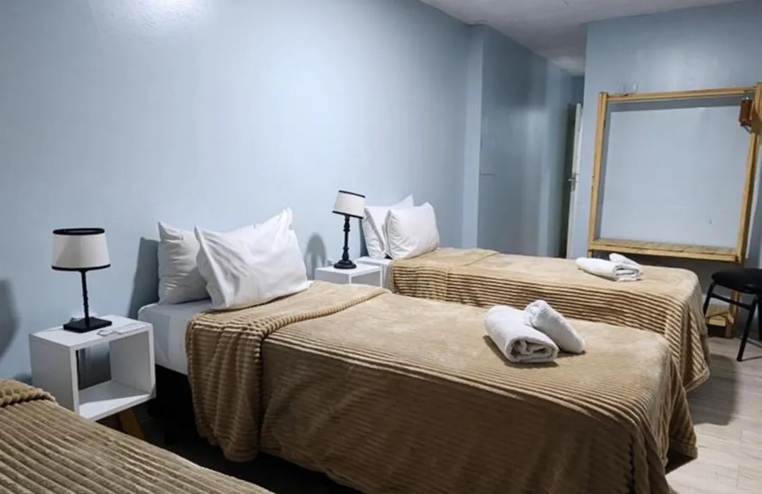 ESENCIAL Hotel-1