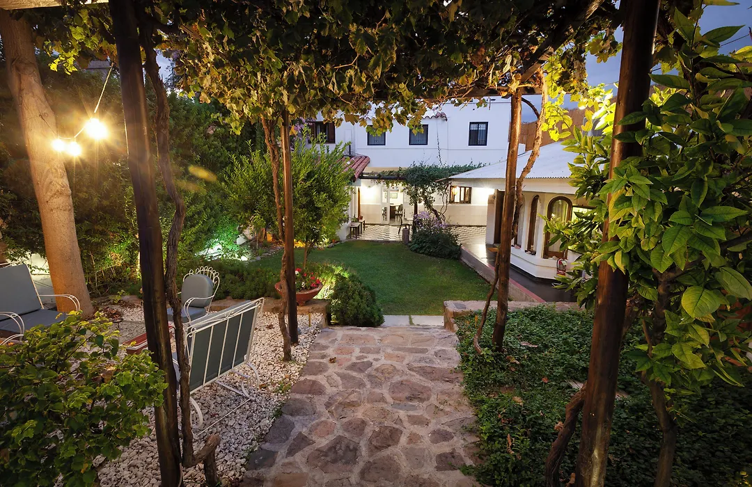 Posada de Rosas-1