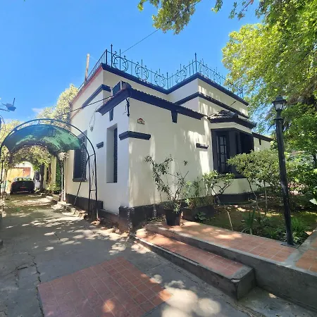 Rufino'S Guesthouse-3