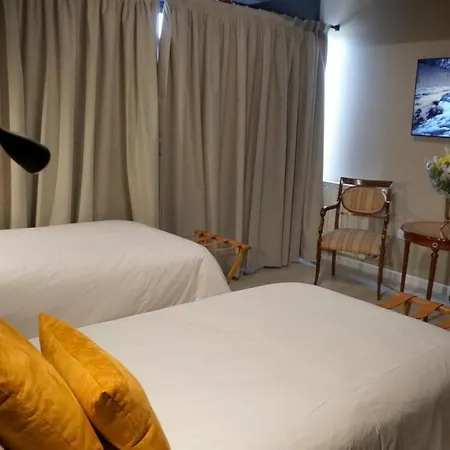 718 Rufino Petit Hotel-2