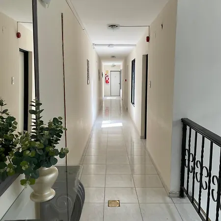 Piazza Suites 3-2
