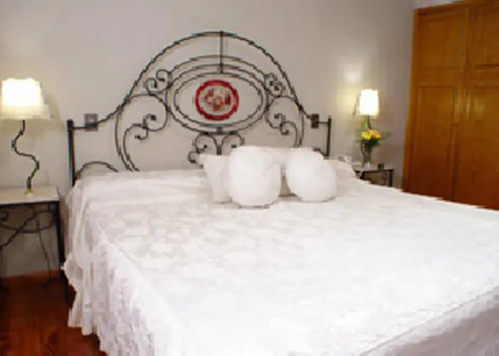 Reina Victoria Suites & Towers Mendoza