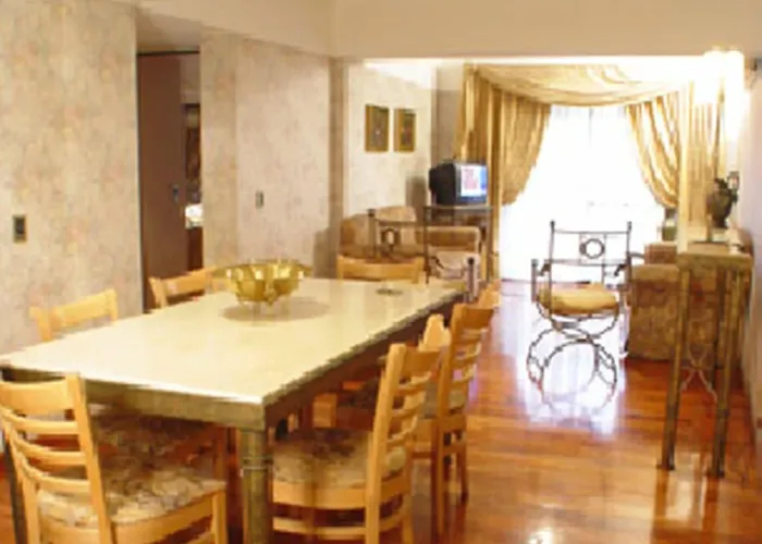 Reina Victoria Suites & Towers Mendoza